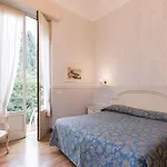 Du Parc מלון 3*