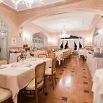 Du Parc 3* סטרסה