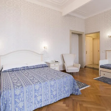 Отель Du Parc 3*