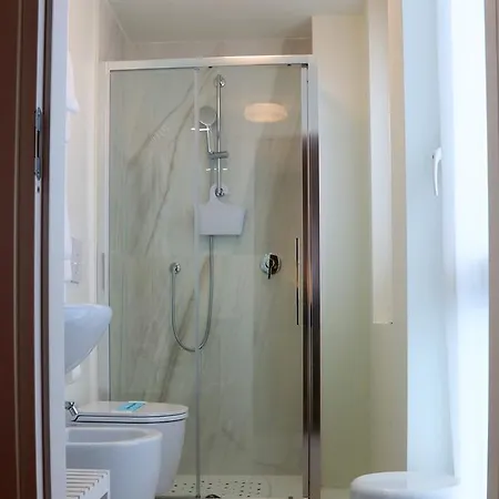 Отель Du Parc 3*