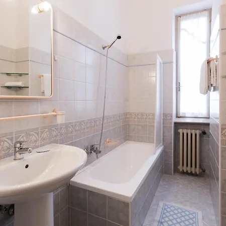 Отель Du Parc 3*