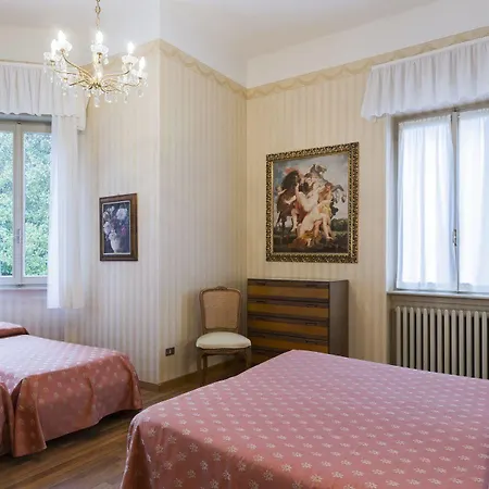 Готель Du Parc