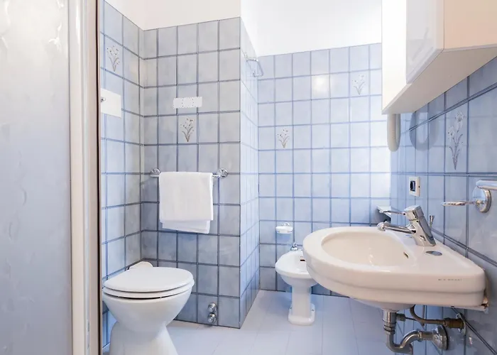 Отель Du Parc 3*